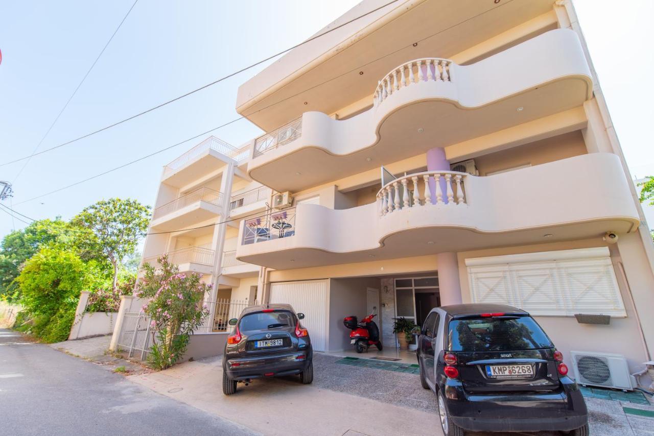Smile Sea Apartment Kalamata Luaran gambar